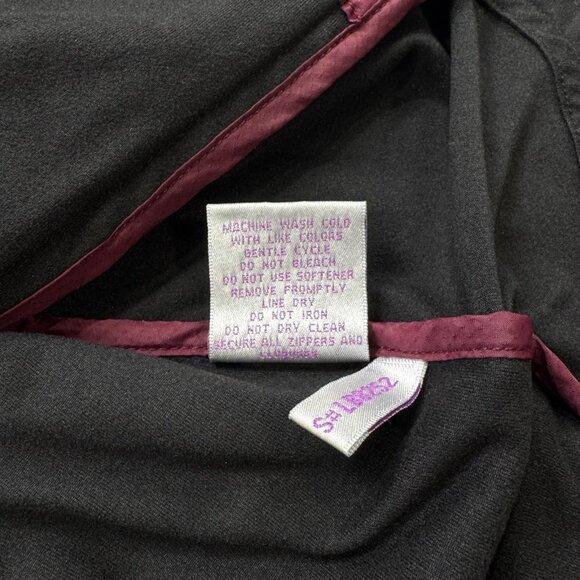 Lilac Bloom Womens Size L Burgundy Quilted Hooded Puffer Vest Full Zip Pockets - Picture 15 of 16